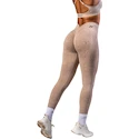 Colanți pentru femei Nebbia TOTALLY SEAMLESS High-Waist Leggings MAXIMUM PUSH-UP 302 cream