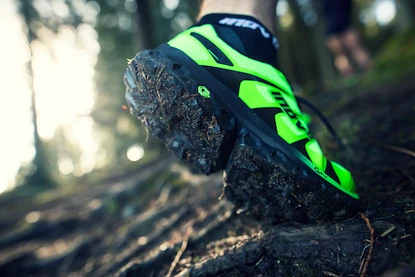 Încercat -  Încălțăminte de alergare pentru bărbați Inov-8 Trailfly Ultra G 300 Max  UK 9,5