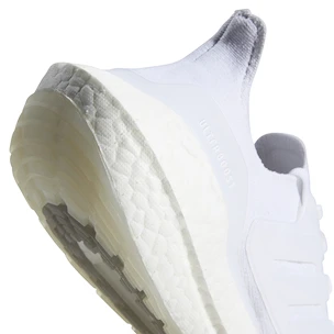 Încălțăminte de alergare pentru femei adidas  Ultraboost 21 Cloud White  UK 5