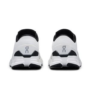 Încălțăminte de alergare pentru femei On  Cloud X 4 Ivory/Black  EUR 40