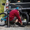 Pompă de atelier Blackburn  Chamber Tubeless Floor Pump