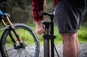 Pompă de atelier Blackburn  Chamber Tubeless Floor Pump